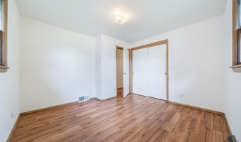 1500 E LINDBERGH St, Appleton, WI 54911