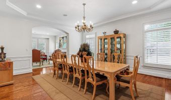 5114 WESSLING Ln, Bethesda, MD 20814