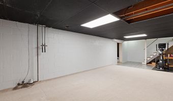 1113 Glendale Ave, Adrian, MI 49221
