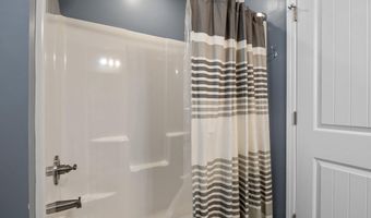 218 Little Man Dr, Boiling Springs, SC 29316