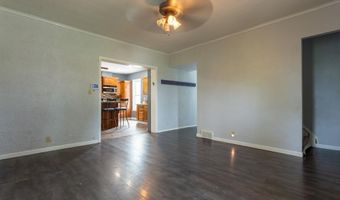 627 NE 6th, Dyersville, IA 52040