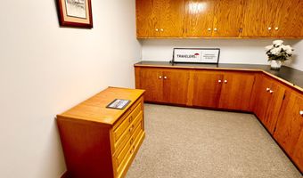 1045 Broadway, Bangor, ME 04401