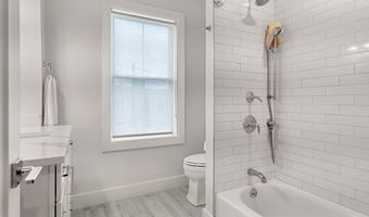 18 Breck Ave 18, Boston, MA 02135