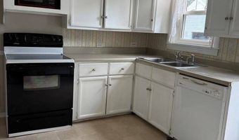 76 Vernon St, Bangor, ME 04401