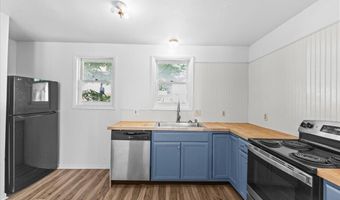 21 Hyde St 3, Burlington, VT 05401