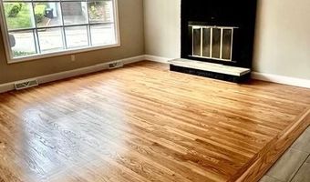 33 Howard Ave, North Providence, RI 02911