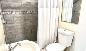 13936 Front St, Armona, CA 93202