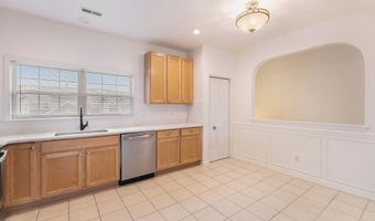 2925 N Knightsbridge Cir, Ann Arbor, MI 48105