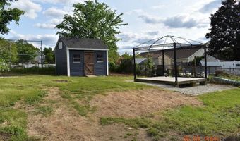 12 Whitten St, Allenstown, NH 03275