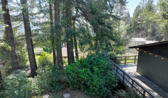 16945 PACIFIC VIEW Dr, Brookings, OR 97415