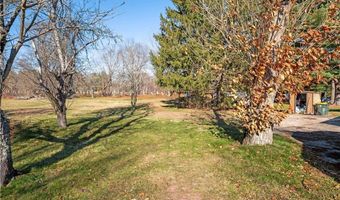 38 Chapel St, Burrillville, RI 02830