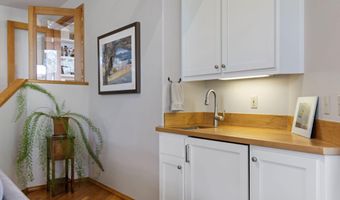 62824 Loma Vista Dr, Bend, OR 97701