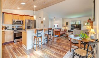 1 Parkway Loop Rd, Asheville, NC 28803