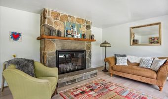 7 Grassy Brook Rd, Brookline, VT 05345