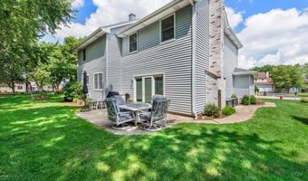 2012 N Yale Ave, Arlington Heights, IL 60004