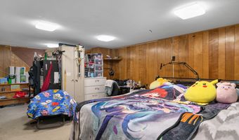 24 N Coe Ln, Ansonia, CT 06401