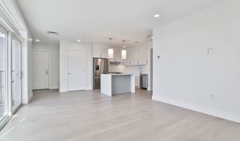 301 Border St 507, Boston, MA 02128