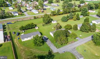 15 LEGEND Ln, Houston, DE 19954