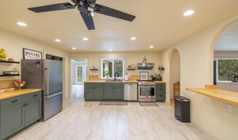 8924 E Black Bear Rd, Athol, ID 83801