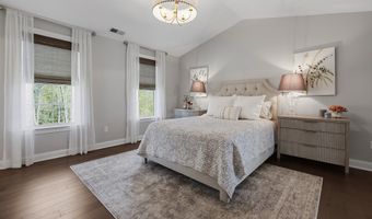 39 Brentwood Cir 39, Danbury, CT 06810