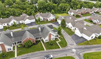 5939 Naughten Pond Dr, Columbus, OH 43213