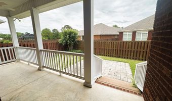104 Canterbury Cir, Arab, AL 35016