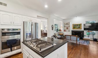 7809 FOX GATE Ct, Bethesda, MD 20817