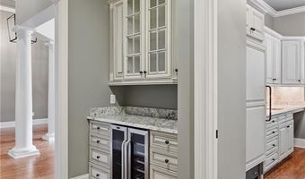 1725 ALTAMONT Ct, Auburn, AL 36830