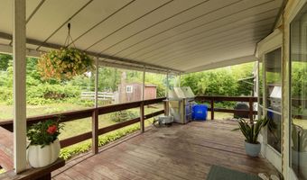 525 E Main St Trlr 33, Branford, CT 06405