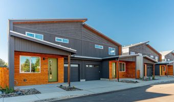 61632 Pettigrew Rd 18, Bend, OR 97702