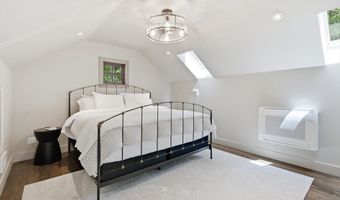 965 Eastman Dr, Bigfork, MT 59911