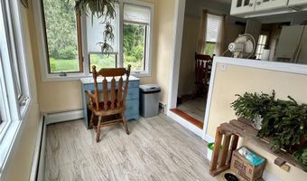 164 Knotty Oak Rd, Coventry, RI 02816