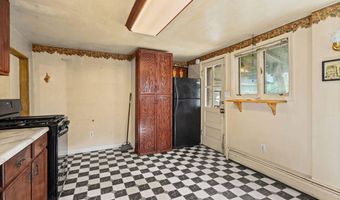 13 Sand St, Albany, NY 12209