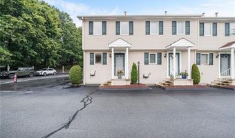 165 Holland St 18, Cranston, RI 02920