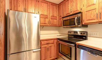 8567 Xenium Ln N, Maple Grove, MN 55369