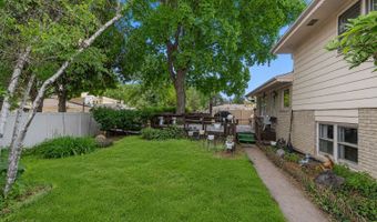 917 W Army Trail Blvd, Addison, IL 60101