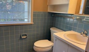 815 Hewett Dr, Ann Arbor, MI 48103