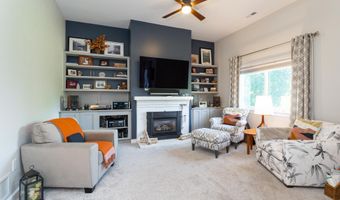 135 Amherst St 28, Amherst, NH 03031