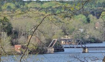178 Kingfisher Ct 29, Badin Lake, NC 28127