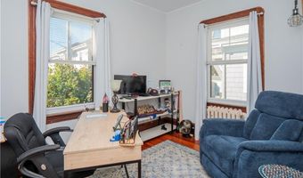4 Newport Ave B2, Newport, RI 02840