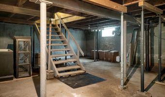 229 Rockingham Ave, Alma, MI 48801