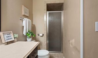 1206 N Meadow Dr, Ardmore, OK 73401