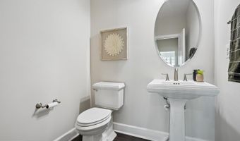 6685 JESSAMINE Ct, Annandale, VA 22003