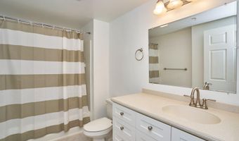 3101 N HAMPTON Dr 1215, Alexandria, VA 22302