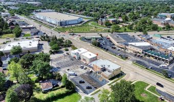 329-31 N Addison Rd, Addison, IL 60101