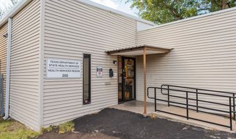 205 N Cockrell St, Alpine, TX 79830