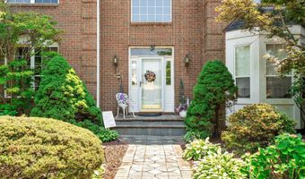 9 Denise Dr, Allentown, NJ 08501