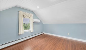 29 Fenner Ave A, East Providence, RI 02915