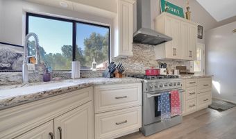7190 Pool Station Rd, Angels Camp, CA 95222