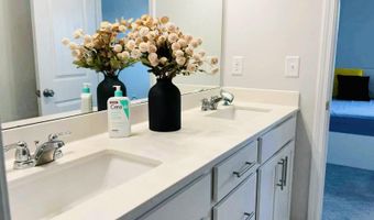 523 Deercroft Dr, Apex, NC 27539